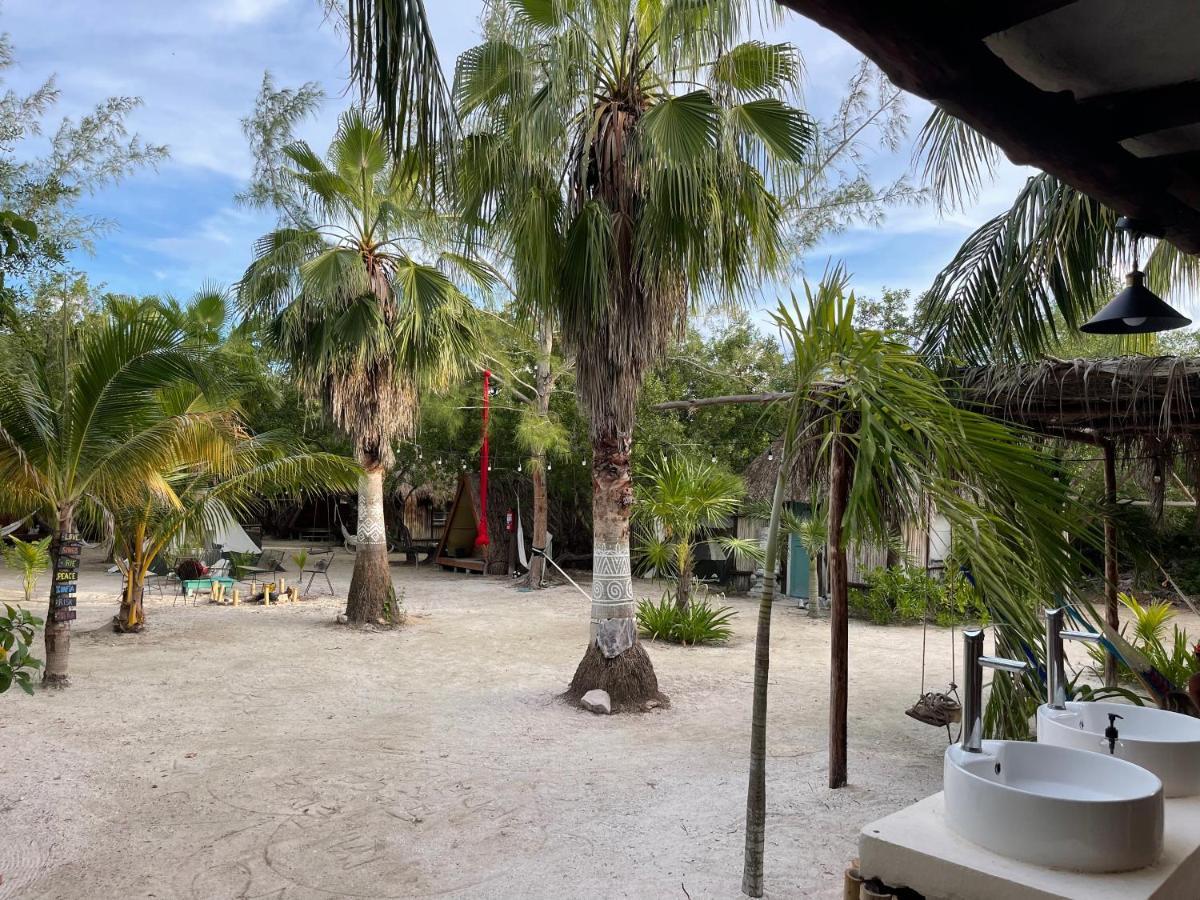 La Aldea Holbox Cabanas Y Camping 外观 照片